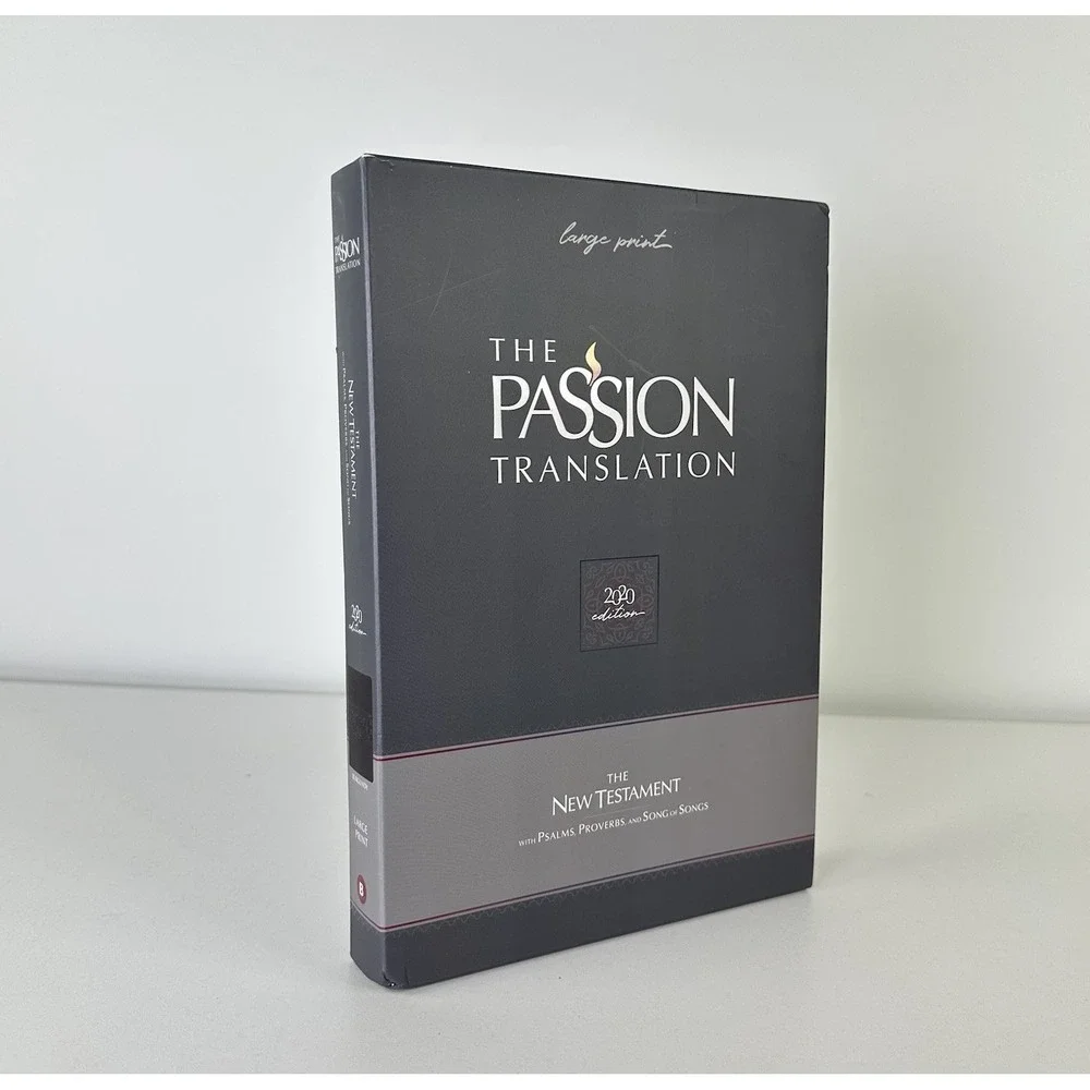 The Passion‎ Translation New Testament 2020 Edition Faux Leather Large Print